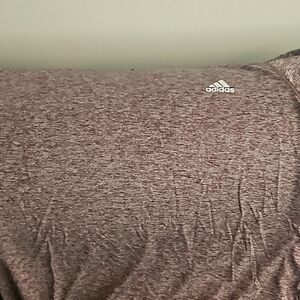 Adidas dry fit top golf burgundy color
